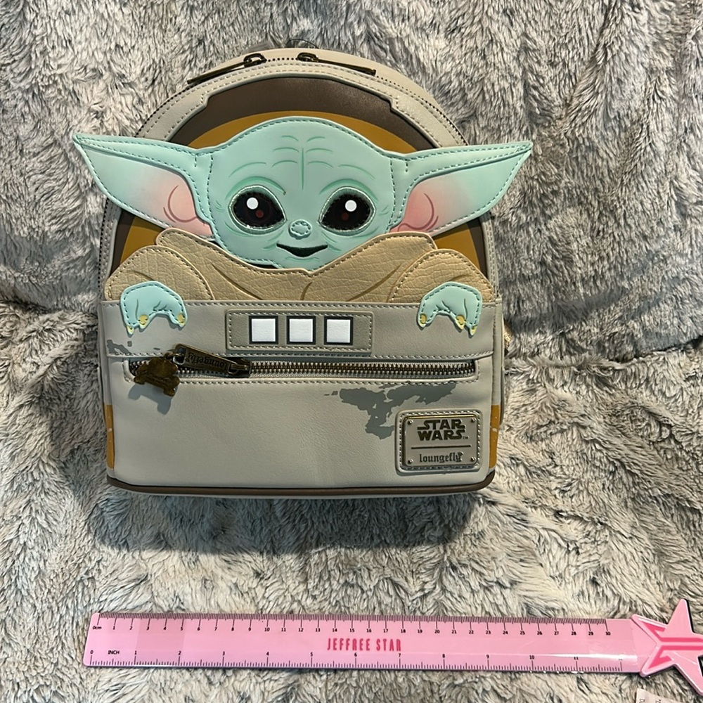 Loungefly STAR WARS Mandalorian Baby Yoda The Child Mini Backpack Rare EUC